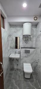 Image of 1000 Sq.ft 1 RK Builder Floor for rent in Swaraj Homes RWA Sant Nagar, Sant Nagar, New Delhi for Rs. 22000