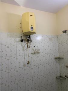 Image of 1050 Sq.ft 2 BHK Villa for rent in Sector 39, Noida for Rs. 30128