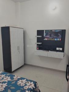 Bedroom Image of 650 Sq.ft 2 BHK Builder Floor for rent in New Ashok Nagar New Delhi for Rs. 18500