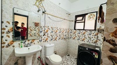 Image of 980 Sq.ft 1 BHK Builder Floor for rent in Trikuta Nagar, Jammu for Rs. 16000