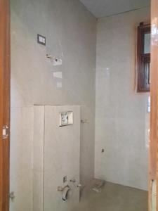 Common Bathroom Image of 1625 Sq.ft 3 BHK Apartment / Flat for sale in JMD Heights 110, Sector 104 Noida for Rs. 7100000