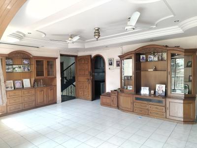 Living Room Image of 2200 Sq.ft 4 BHK Apartment / Flat for sale in Goel Ganga Imperia Bldg A, Mohammed Wadi Pune for Rs. 21100000