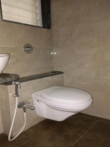 Common Bathroom Image of 850 Sq.ft 2 BHK Apartment / Flat for sale in Shree Nidhi, Lohegaon Pune for Rs. 5600000