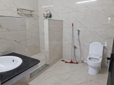 Bathroom Image of 1000 Sq.ft 1 BHK Villa for rent in Thavalakuppam Puducherry for Rs. 25000