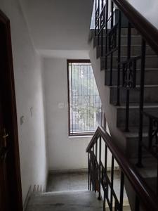 Balcony Image of 900 Sq.ft 2 BHK Independent House for rent in Sector 45 Noida for Rs. 26000