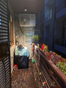 Balcony Image of 720 Sq.ft 2 BHK Builder Floor for sale in Laxmi Nagar New Delhi for Rs. 7400000
