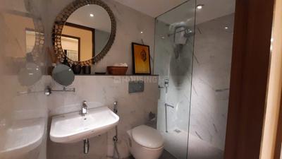 Bathroom Image of 3500 Sq.ft 4 BHK Builder Floor for sale in Lodha Palava Lagoona A To F, Palava Phase 2 Thane for Rs. 28000000