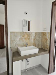 Image of 1009 Sq.ft 2 BHK Apartment / Flat for rent in Oxy Beaumonde, Viman Nagar, Pune for Rs. 55000