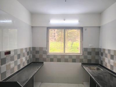 Kitchen Image of 630 Sq.ft 1 BHK Apartment / Flat for rent in Vihang Valley, Kasarvadavali Thane for Rs. 18000