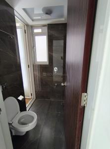 Bathroom Image of 2276 Sq.ft 4.5 BHK Apartment / Flat for sale in Aurum Q Islands R6, Ghansoli Navi Mumbai for Rs. 47000000