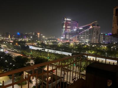 Balcony Image of 914 Sq.ft 2 BHK Apartment / Flat for rent in The 3C Lotus Zing, Sector 168 Noida for Rs. 32000