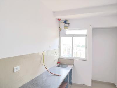 Kitchen Image of 700 Sq.ft 1 BHK Apartment / Flat for rent in Cosmos 27 GBR, Kasarvadavali Thane for Rs. 16006