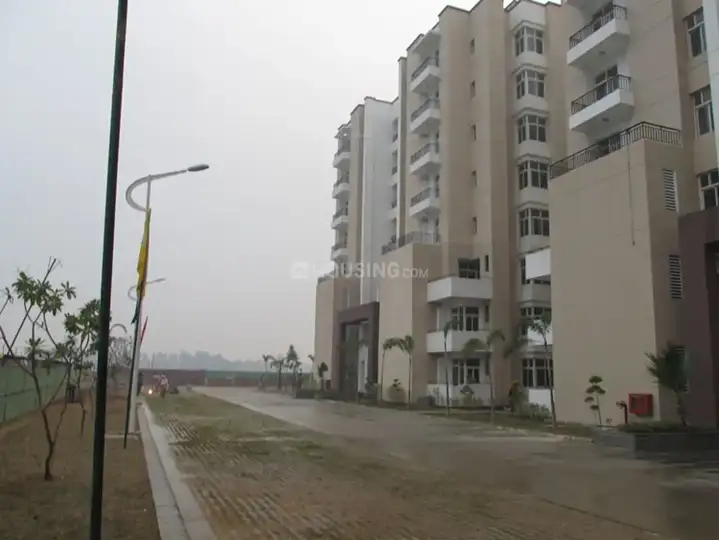 Omaxe Palm Greens Main Image 1