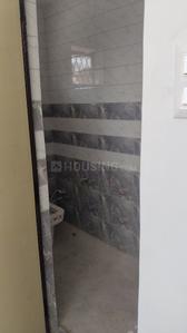 Bathroom Image of 1000 Sq.ft 2 BHK Builder Floor for rent in Vikas Nagar Lucknow for Rs. 16000