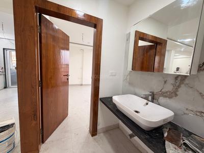 Image of 2100 Sq.ft 3.5 BHK Apartment / Flat for rent in Laxminagar, Nagpur for Rs. 75000