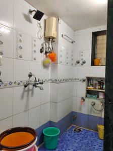 Common Bathroom Image of 534 Sq.ft 1 BHK Apartment / Flat for sale in Bahava Apartment by Tauseef Jaweed Shaikh And Jaweed Gulam Shaikh, Kandivali West Mumbai for Rs. 12500000