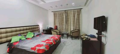Bedroom Image of Luxurious PG in Sector 39, Gurgaon