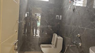 Bathroom Image of 600 Sq.ft 1 BHK Apartment / Flat for rent in Kaggadasapura Bengaluru for Rs. 24750
