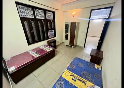 Bedroom Image of Meenu p in Zamrudpur, New Delhi