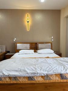 Bedroom Image of 2400 Sq.ft 3.5 BHK Apartment / Flat for rent in Ashok Nagar Allahabad for Rs. 55000