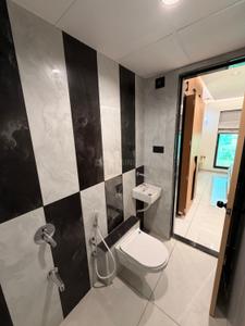 Bathroom Image of 700 Sq.ft 2 BHK Apartment / Flat for sale in Kheni Shivalik Avenue, Vadadla Bharuch for Rs. 3000000