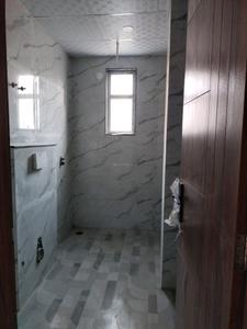 Common Bathroom Image of 1825 Sq.ft 4 BHK Apartment / Flat for sale in Sector 104 Noida for Rs. 10500000