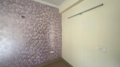Bedroom Image of 1545 Sq.ft 3.5 BHK Apartment / Flat for sale in Amrapali Silicon City, Sector 76 Noida for Rs. 15800000