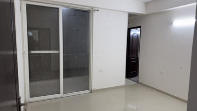 Aarcity Regency Park Bedroom One 3