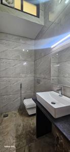 Bathroom Image of 4500 Sq.ft 5 BHK Builder Floor for rent in Gandhi Nagar Jammu for Rs. 69999
