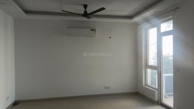 Living Room Image of 1390 Sq.ft 3 BHK Apartment / Flat for sale in Emaar Emerald Estate, Sector 65 Gurgaon for Rs. 25000000