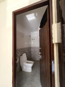 Bathroom Image of 1600 Sq.ft 3 BHK Apartment / Flat for rent in Shiv Aangan Twin Towers, Bawadiya Kalan Bhopal for Rs. 20000