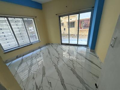 Bedroom Image of 704 Sq.ft 2 BHK Apartment / Flat for rent in Airport Gate No 2 Kolkata for Rs. 10000