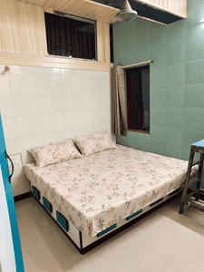 Bathroom Image of 1100 Sq.ft 3 BHK Apartment / Flat for rent in Dadar East Mumbai for Rs. 70000