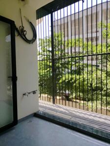 Bedroom Three Image of 1390 Sq.ft 3 BHK Apartment / Flat for sale in BPTP Astaire Garden Floors, Sector 70A Gurgaon for Rs. 18500000