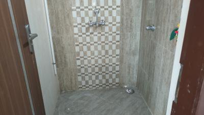 Bathroom Image of 710 Sq.ft 1 BHK Apartment / Flat for rent in Regency Sarvam, Titwala Thane for Rs. 9500