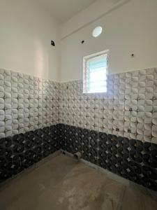 Bathroom Image of 690 Sq.ft 2 BHK Apartment / Flat for sale in Kamalgazi Kolkata for Rs. 2553000