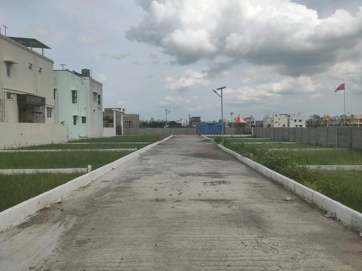 Meadowbrook Realty Main Image 1