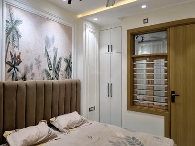 Bedroom Image of 800 Sq.ft 3 BHK Apartment / Flat for sale in Sewak Park New Delhi for Rs. 5800000