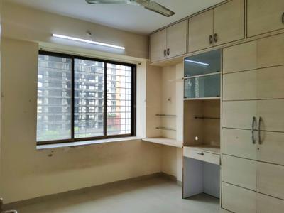 Bedroom Image of 845 Sq.ft 2 BHK Apartment / Flat for rent in Kasarvadavali Thane for Rs. 25400