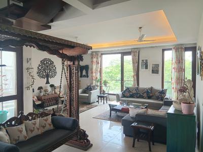 Hall Image of 2950 Sq.ft 4 BHK Builder Floor for sale in Defence Colony New Delhi for Rs. 140000000