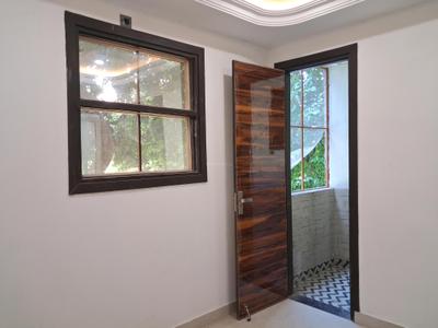 Bedroom Image of 1850 Sq.ft 4 BHK Apartment / Flat for sale in JMD Siddhi Vinayak, Sector 73 Noida for Rs. 8500000