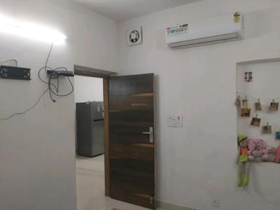 Bedroom Image of 1350 Sq.ft 3 BHK Apartment / Flat for sale in Paschim Vihar New Delhi for Rs. 13500000