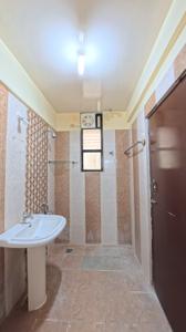 Bathroom Image of 1525 Sq.ft 3 BHK Apartment / Flat for rent in Aratt Felicita, Akshayanagar Bengaluru for Rs. 38000
