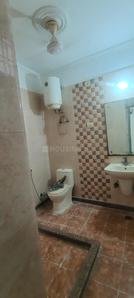 Bathroom Image of 1850 Sq.ft 3 BHK Independent House for rent in Sector 52 Noida for Rs. 38000