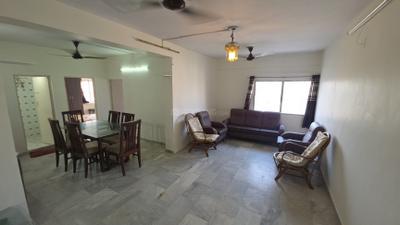 Living Room Image of 1250 Sq.ft 2 BHK Apartment / Flat for rent in Vastrapur Ahmedabad for Rs. 30000