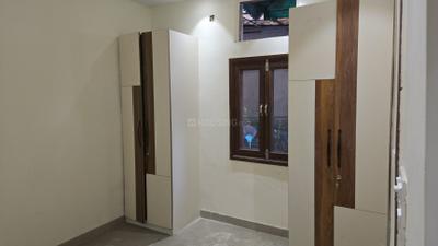 Bedroom Image of 1300 Sq.ft 3 BHK Apartment / Flat for sale in Paschim Vihar New Delhi for Rs. 20500000