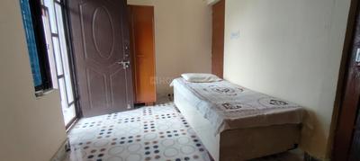 Bedroom Image of Rathore pg in Manduwala, Dehradun