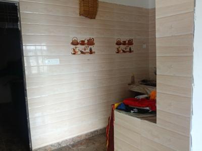 Kitchen Image of 1000 Sq.ft 3 BHK Builder Floor for rent in Sadrauna Lucknow for Rs. 7500