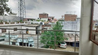 Balcony Image of 900 Sq.ft 2 BHK Builder Floor for rent in Neel Matha Lucknow for Rs. 7500