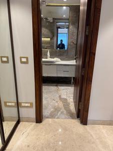Bedroom Image of 2400 Sq.ft 4 BHK Builder Floor for sale in Defence Colony New Delhi for Rs. 105000000